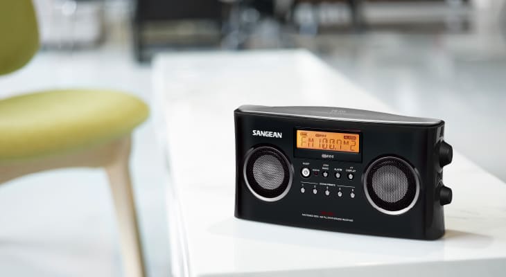 Sangean PR-D5 AM / FM-Stereo Digital Tuning Radio